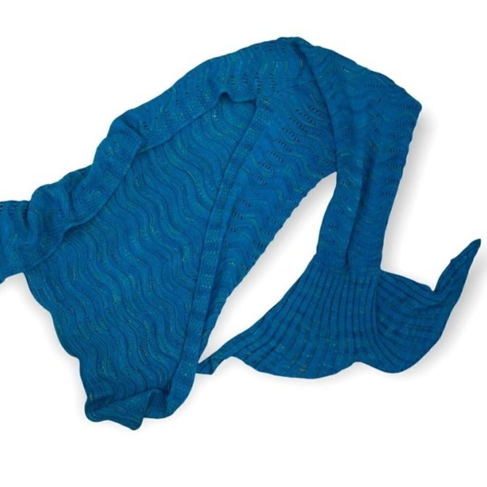 Mermaid Tail teal hand knitted adult size blanket throw snuggly Ariel Disney‍‍﻿﻿
